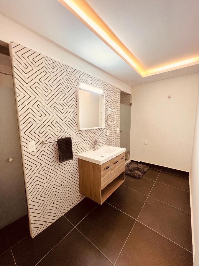 Suites Bauhaus Casa Blanca La Corregidora Eksteriør billede